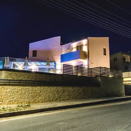 Anthi, A Modern With Salted Water Pool,hot Tub & Bbq! Vilă Rethymnon